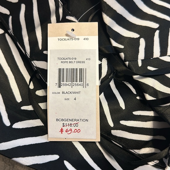 BCBG Rope Belt Strapless Black and White Dress. Size 4 - Picture 6 of 7